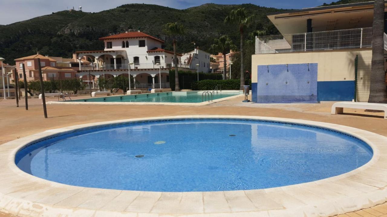 Herba Sana Cullera Bagian luar foto